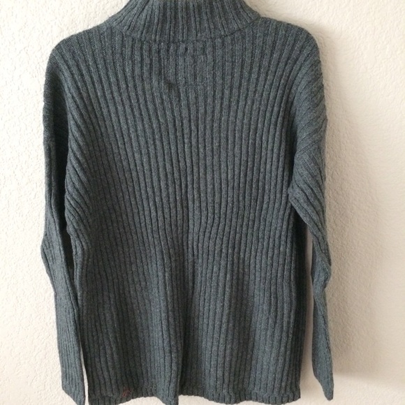 A&F knit sweater with pockets - Picture 3 of 5